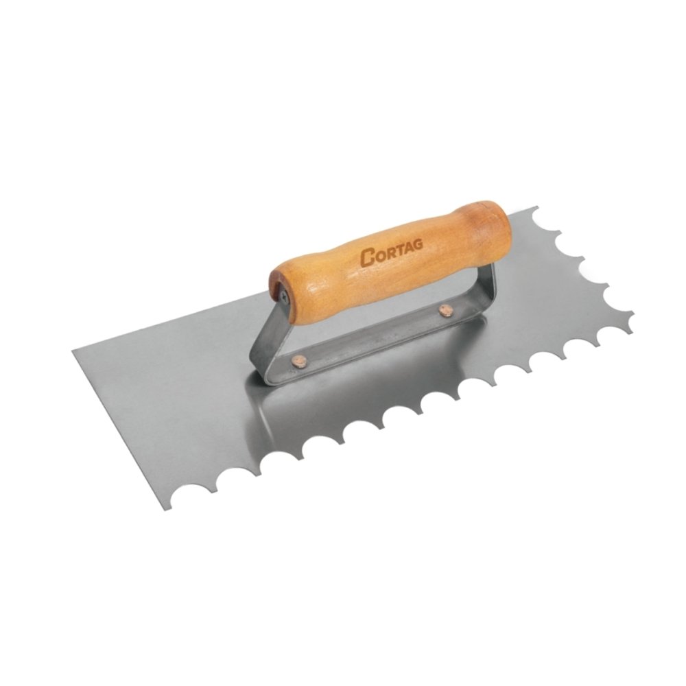 Desempenadeira de Aço Dentada Cortag 38x12cm c/ Dentes de 10mm e Cabo de Madeira